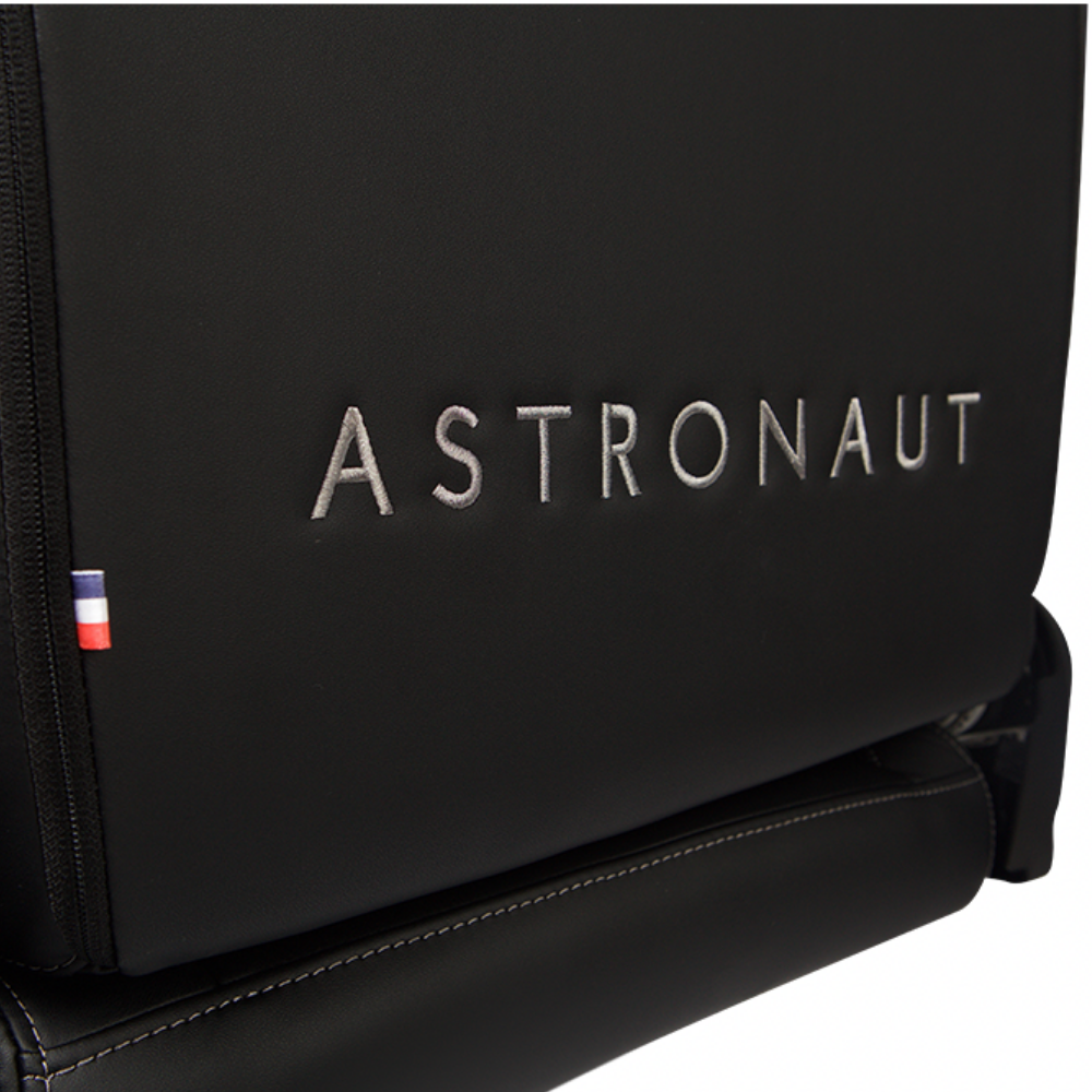 Astronaut - Neutron Black (Vegan Leather)